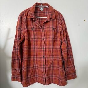 Duluth Trading Co Women's pink plaid Free Swingin flannel shirt